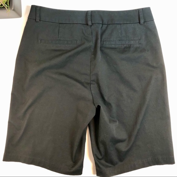 Dockers Black Dress Shorts Button/Double Hook Sz 8 - Picture 2 of 8